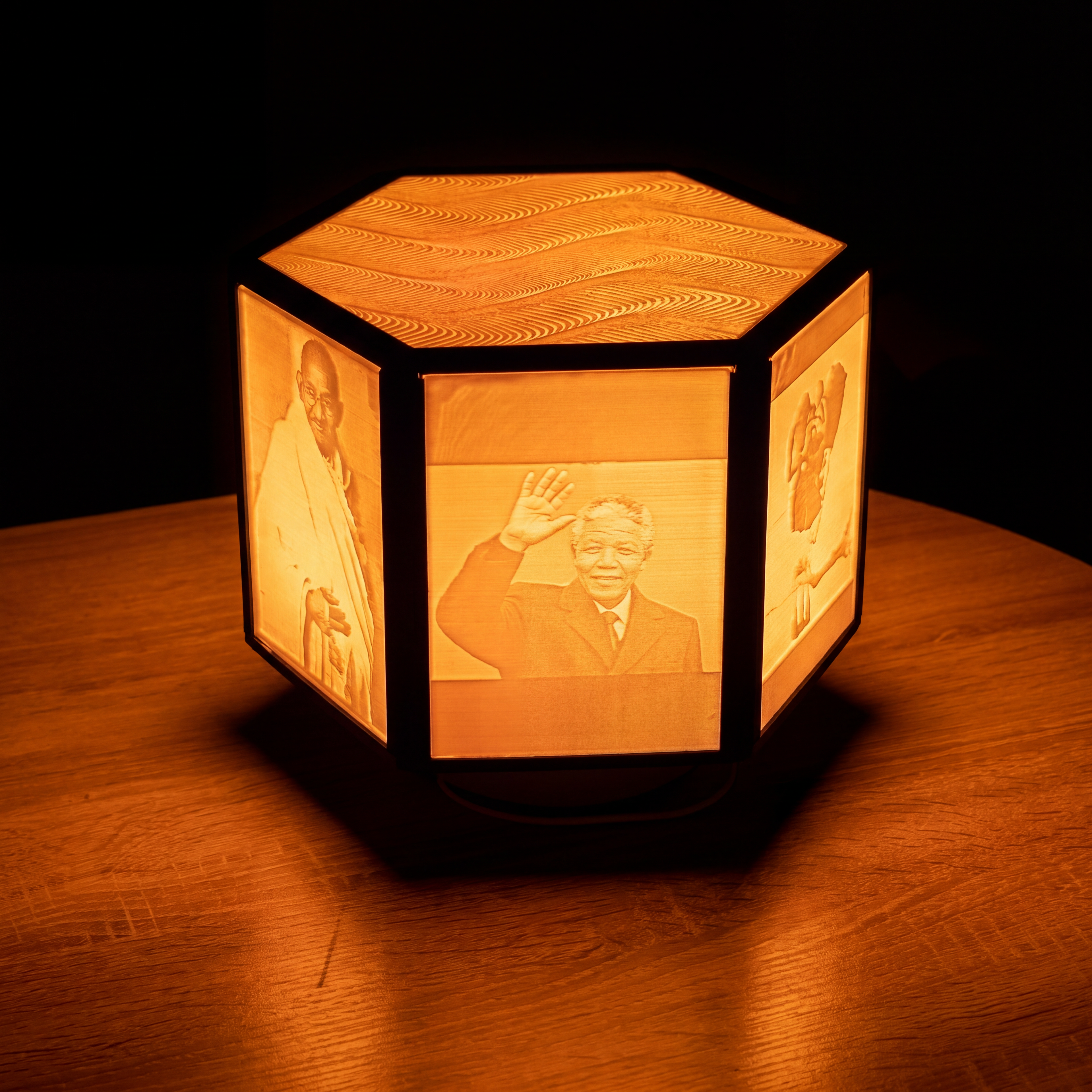 Lampe Lithophanie Personnalisée – 6 Photos
